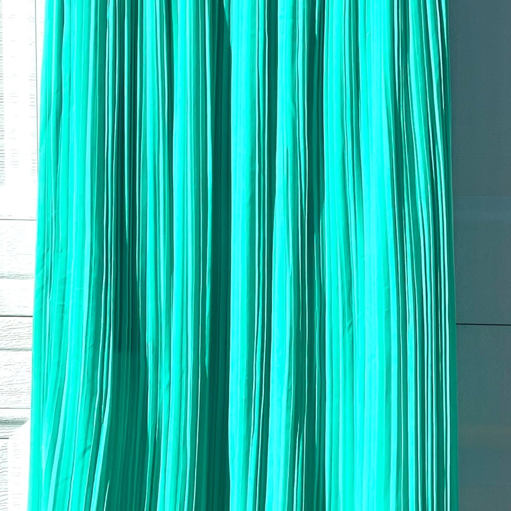 Romeo & Juliet Couture Vibrant Teal Organza Maxi Dress